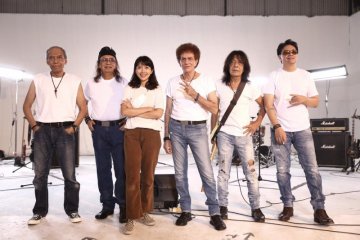 Jelang Lebaran, God Bless rilis video klip "Mulai Hari Ini"