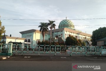 Antisipasi penularan, shalat Idul Fitri di Padang bergeser ke masjid