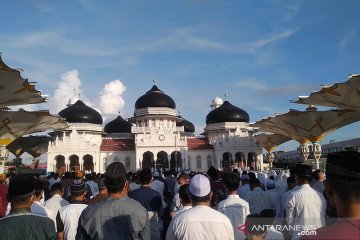 Khatib Shalat Id di Aceh ajak masyarakat lawan pandemi COVID-19