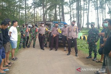 Polisi bubarkan pengunjung tempat wisata di Mukomuko