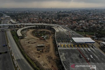 Uji coba lintasan proyek simpang susun Cileunyi