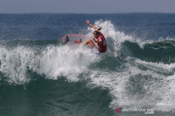 Kompetisi selancar Rip Curl Narrabeen Classic di Sydney