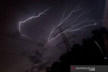 BPBD keluarkan peringatan dini cuaca di DKI Jakarta pada Rabu malam
