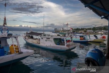 Nelayan Donggala masih libur melaut