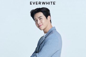 Kim Seon Ho mulai pemotretan untuk Everwhite
