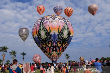 Tradisi balon udara di Wonosobo