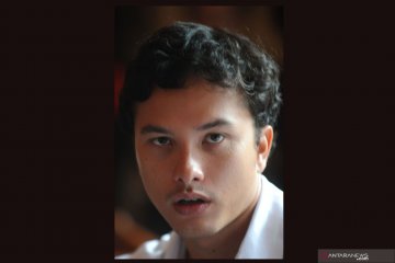 Nicholas Saputra jadi brand ambassador ponsel OPPO