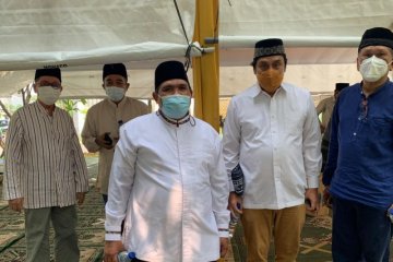 Dwiki Dharmawan rasakan sensasi "Padang Arafah" saat salat di tenda