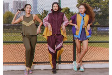 Olahraga nyaman dengan busana warna-warni retro gaya 80-an