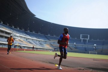 Pemain Persib Bandung jalani tes fisik ukur kebugaran