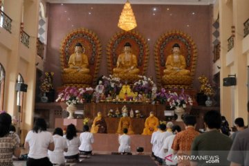 Vihara Dharmakirti Palembang tiadakan kegiatan "undapatta dipusambla"