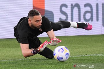 Paolo Maldini konfirmasi Donnarumma segera tinggalkan AC Milan