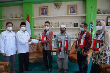 DMI Pontianak serahkan bantuan Rp67 juta untuk Palestina