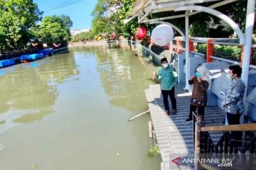 Kang Emil ketagihan makan kaldu kokot khas Jatim