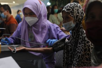 GEBYAR VAKSIN LANSIA  DI MALL