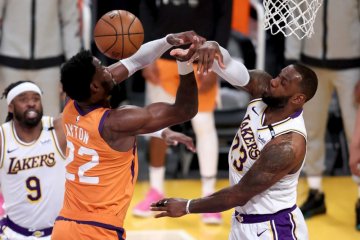 Suns samakan kedudukan 2-2 lawan Lakers setelah rampas Gim 4