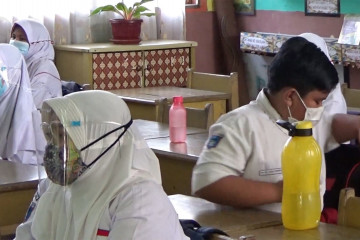 PPDB siswa SMP 2021 di Padang 55 persen dari sistem zonasi