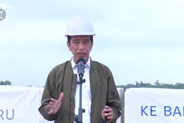 Presiden Jokowi tinjau pembangunan tol ruas Pekanbaru-Padang