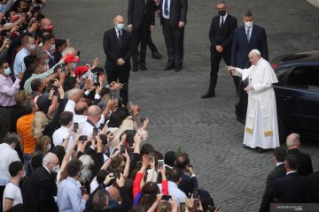 Paus Fransiskus lakukan audiensi umum mingguan
