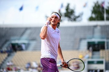 Tsitsipas ke babak ketiga French Open usai singkirkan Martinez