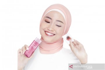 Kiat percantik riasan mata dengan "eyeliner" hingga alis