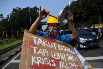 DKI kemarin, Hari Lingkungan hingga sekolah tatap muka diundur