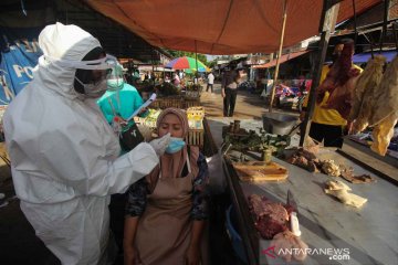 Tes COVID-19 untuk pedagang pasar tradisional