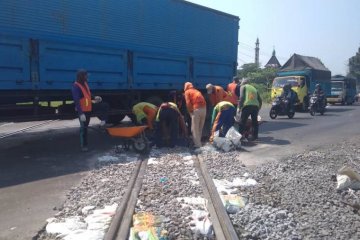 Perjalanan KA meningkat, Daop Madiun tingkatkan keandalan jalur rel