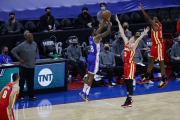 40 poin Embiid bantu Sixers samakan kedudukan 1-1 lawan Hawks