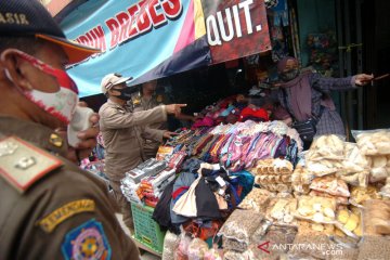 Vaksinasi massal untuk pedagang Pasar Induk Brebes