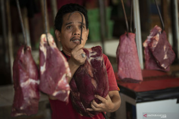 Harga daging sapi dan kambing di Jakarta naik saat Idul Adha