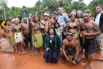 Jika terpilih lagi, Bolsonaro akan tarik Brazil dari BRICS dan WHO