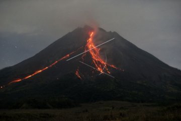 Volume kubah lava di tengah kawah Merapi capai 2 juta meter kubik