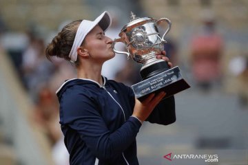 Prancis Terbuka 2021 : Barbora Krejcikova juara Prancis Terbuka 2021
