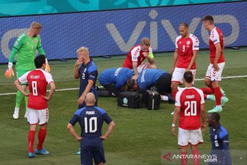 Christian Eriksen kolaps di lapangan, laga Denmark vs Finlandia dihentikan sementara