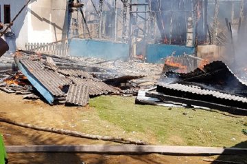 Pemkab Mukomuko bantu korban kebakaran