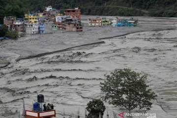 Pekerja China, India termasuk korban tewas dalam banjir Nepal