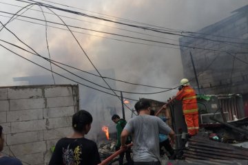 25 rumah terkena dampak Kebakaran di Pademangan