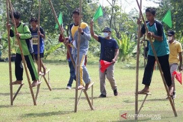 Kompetisi olahraga tradisional Egrang