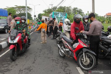Pemprov dan TNI/Polri dirikan posko pengetatan PPKM mikro Bangkalan
