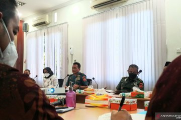 Kemenko Polhukam membahas isu penguasaan tanah di Kemenkumham Sumbar