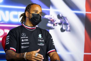Mercedes modifikasi tombol 'ajaib' Hamilton setelah blunder di Baku