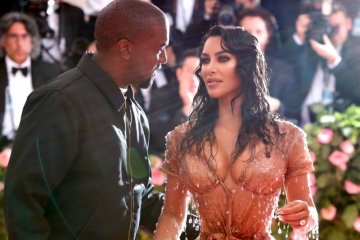 Meski bercerai, Kim Kardashian tetap penggemar berat Kanye West