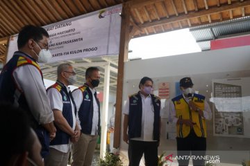 Menko Airlangga tinjau pembangunan Tol Joglosemar