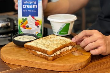 Resep sandwich ayam mayo dengan saus jamur ala Dimsthemeatguy