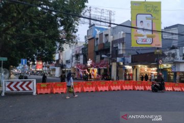 Pemkot Tasikmalaya tutup jalan di pusat kota cegah penyebaran COVID-19