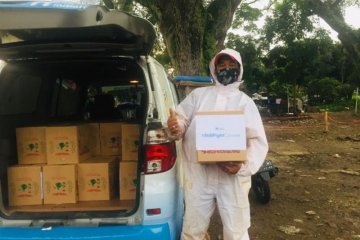 COVID-19 tinggi, Human Initiative distribusikan makanan-multivitamin