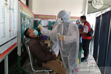 Tes swab antigen di Stasiun Bogor, satu positif