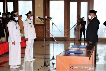 Gubernur lantik Safitri Malik jadi Bupati perempuan pertama di Maluku