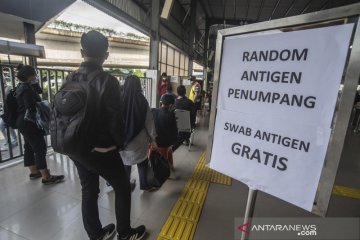 Kemenhub instruksikan tes acak di KRL dilanjutkan